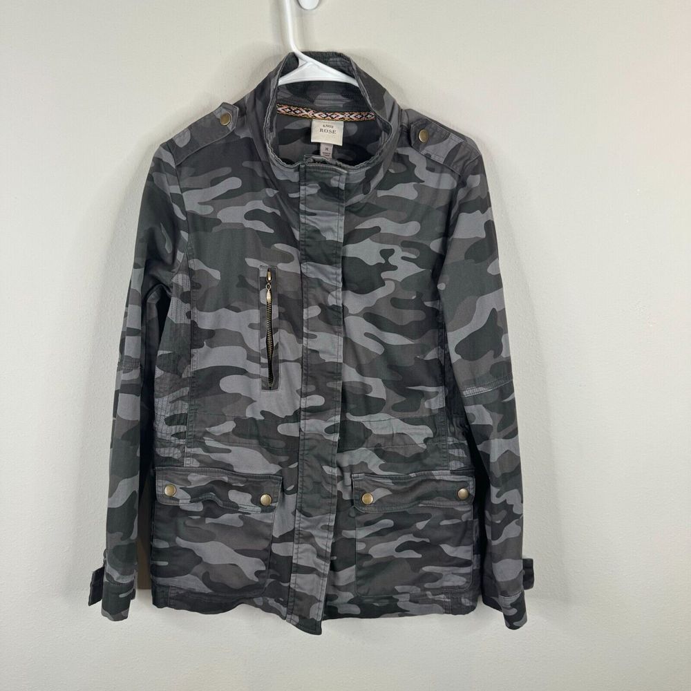 Knox Rose Jacket Womens M Camo Gray Snap Buttons Zippers Fall‎